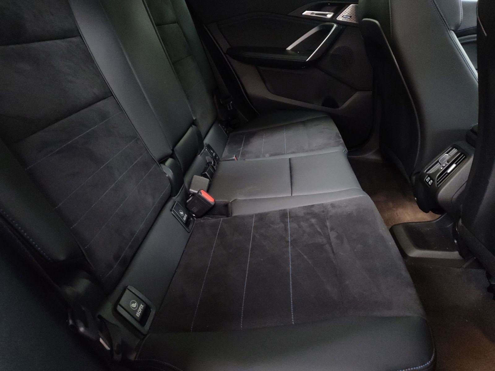 Used 2025 BMW X2 M35i w/ Premium Package image 28