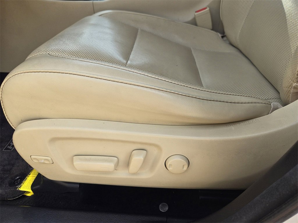 Used 2018 Toyota Highlander Limited Platinum image 26