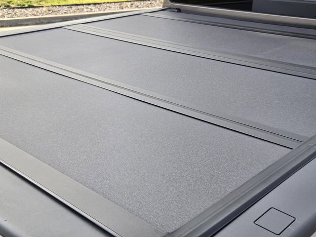 Used 2024 Nissan Titan PRO-4X w/ Pro-4x Convenience Package image 10