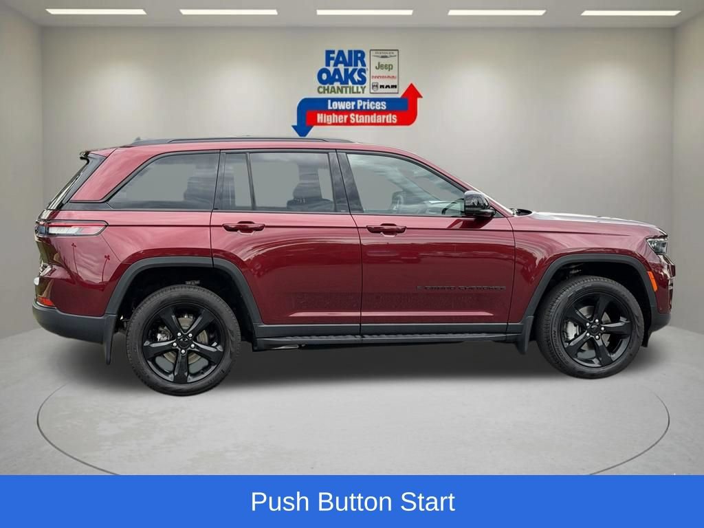 Used 2024 Jeep Grand Cherokee Limited w/ Luxury Tech Group II AWD/4WD image 7