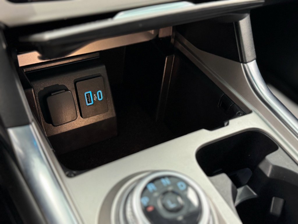 Used 2021 Ford Explorer XLT w/ Equipment Group 202A image 27