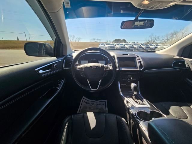 Used 2016 Ford Edge Titanium w/ Equipment Group 301A image 13