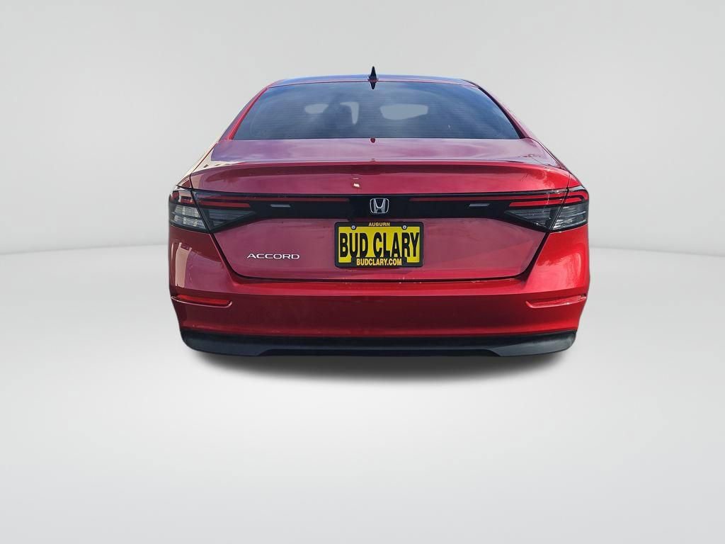 Used 2025 Honda Accord SE image 6