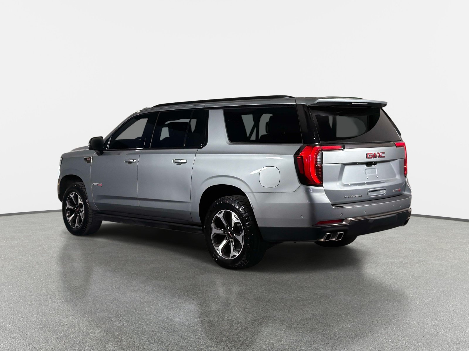 Used 2026 GMC Yukon XL AT4 Ultimate AWD/4WD image 5