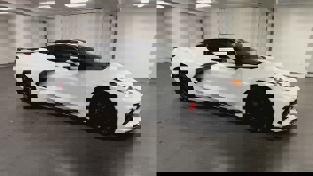 Certified 2021 Chevrolet Corvette Stingray Preferred Conv w/ Z51 Performance Package image 2