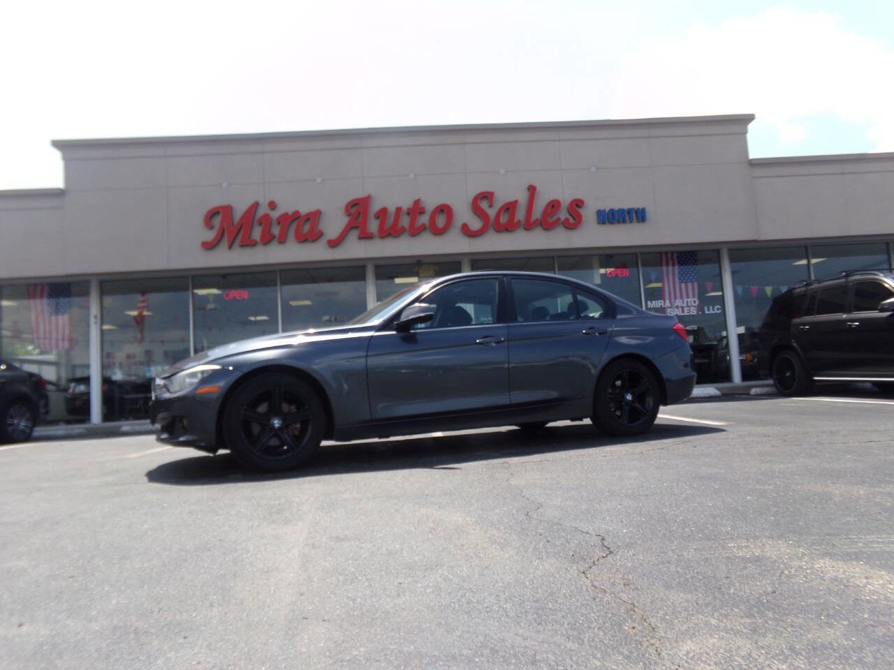 Used 2013 BMW 328i xDrive Sedan image 3