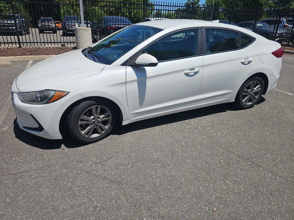 Used 2018 Hyundai Elantra SEL FWD image 5