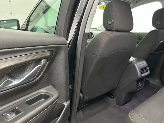 Used 2024 GMC Terrain SLE image 26