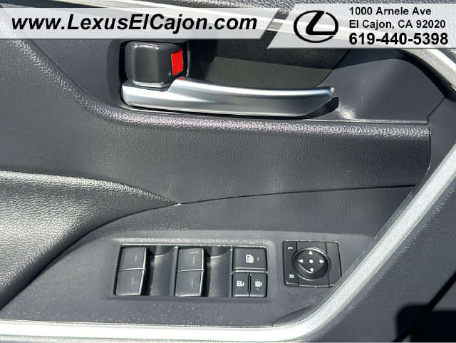 Used 2025 Toyota RAV4 XLE Premium FWD image 28