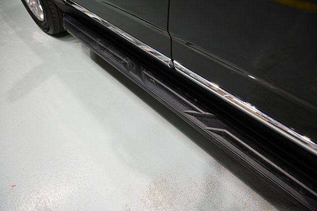 Used 2022 GMC Yukon SLT w/ SLT Premium Package image 29