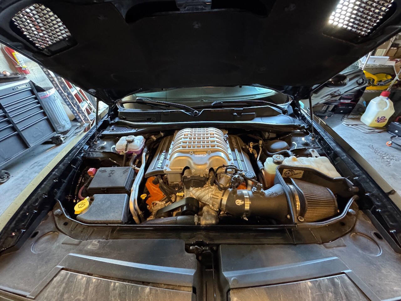 Used 2016 Dodge Challenger SRT Hellcat image 34