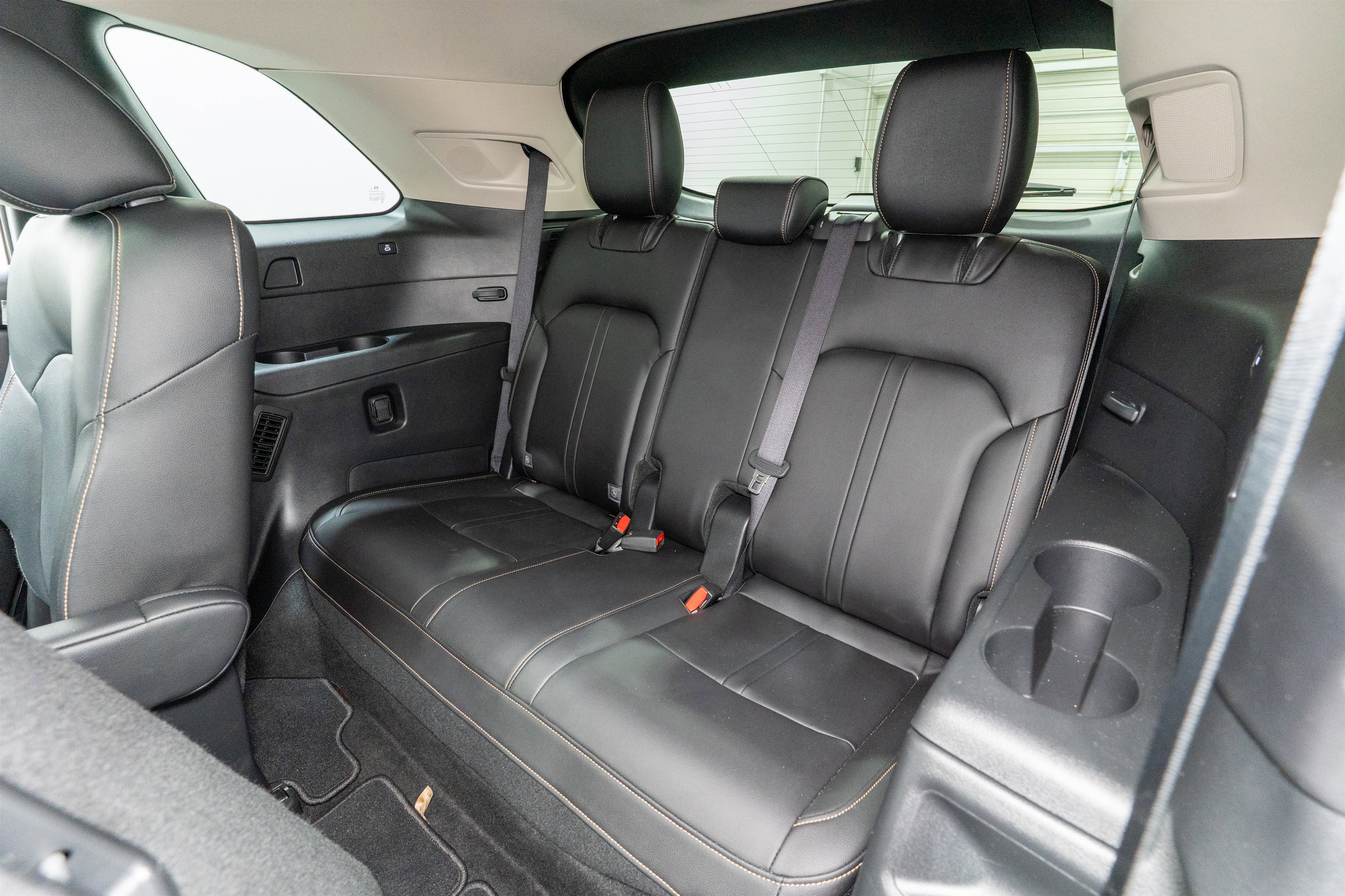 Used 2024 MAZDA CX-90 Plug-In Hybrid w/ Premium Pkg image 34