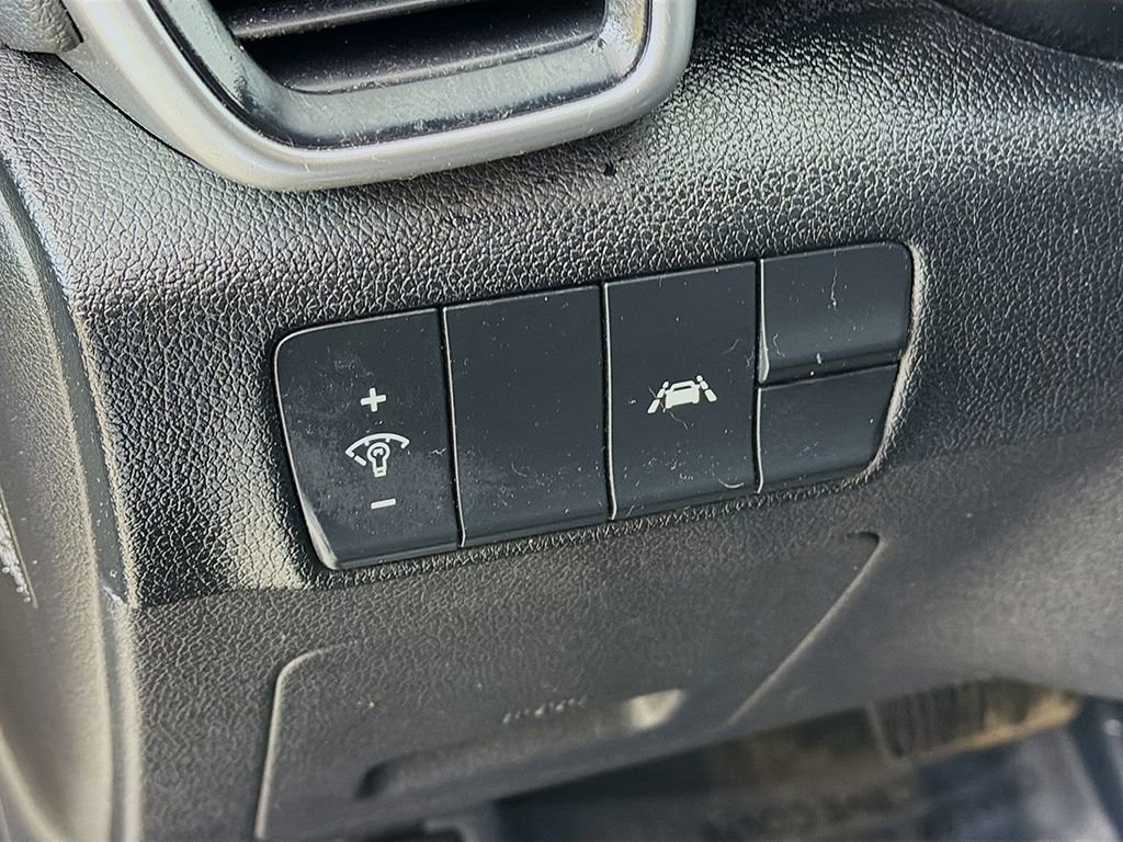 Used 2020 Kia Sportage LX image 24