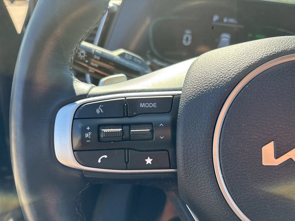 Used 2023 Kia Sportage EX AWD/4WD image 19