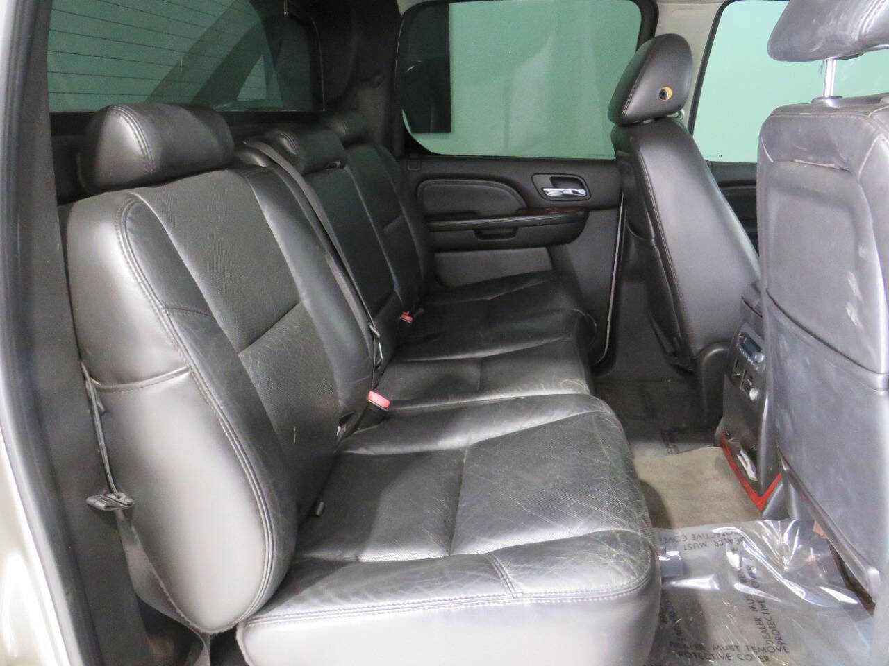 Used 2007 Cadillac Escalade EXT w/ Information Package AWD/4WD image 12