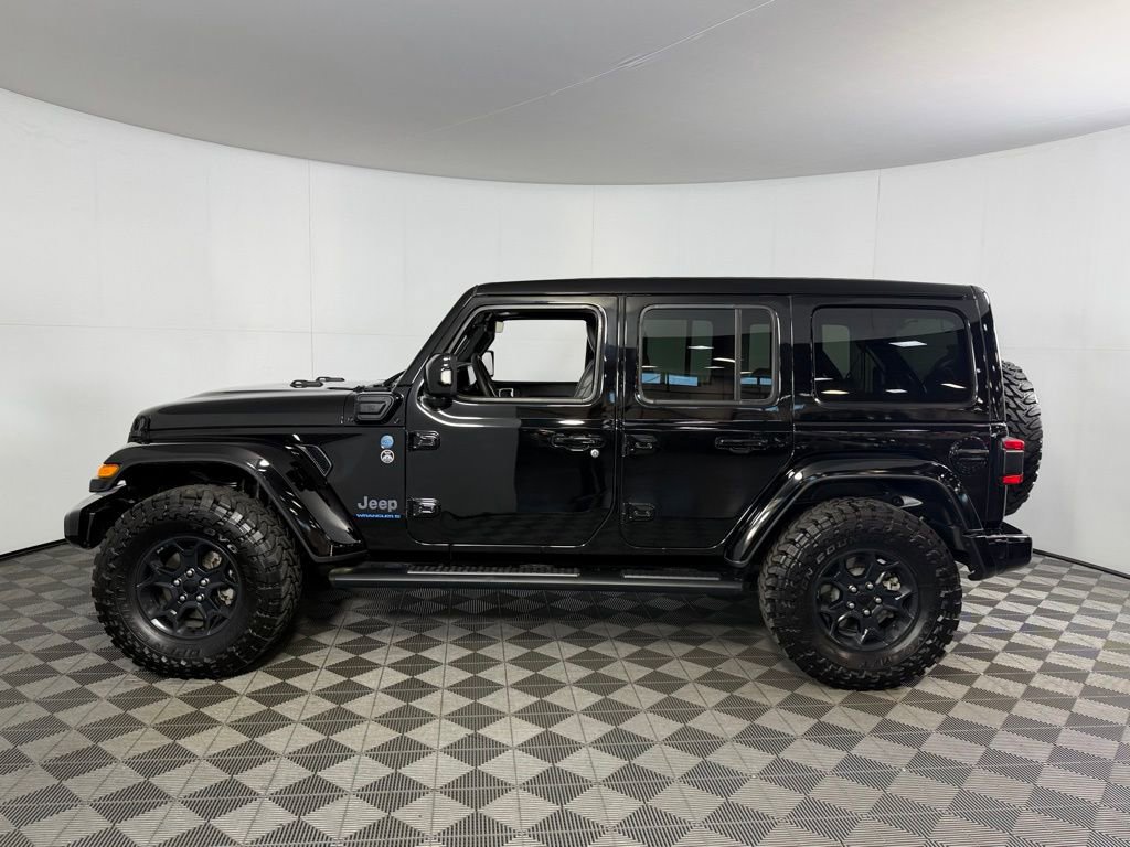 Used 2024 Jeep Wrangler High Altitude AWD/4WD image 9