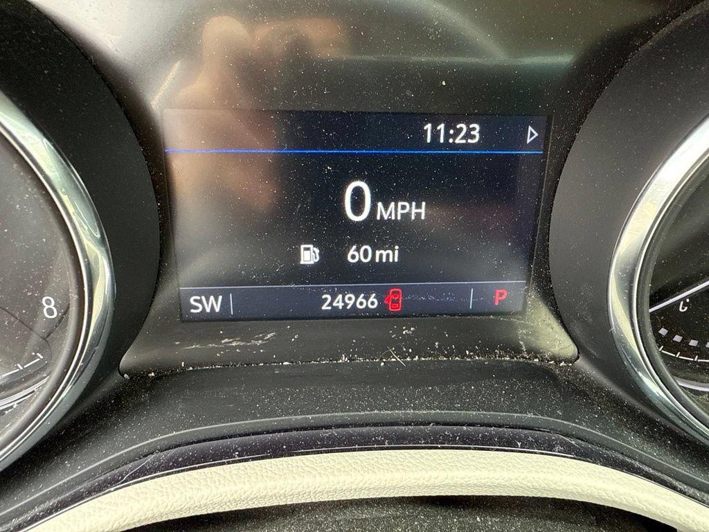 Used 2021 Buick Encore GX Preferred w/ Cold Weather Comfort Package FWD image 12