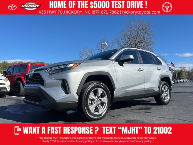 Used 2024 Toyota RAV4 XLE image 1