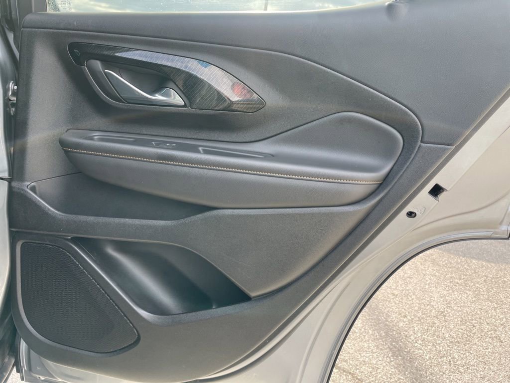 Used 2023 GMC Terrain AT4 image 38