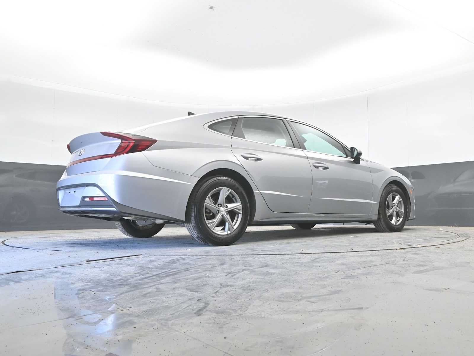 Used 2023 Hyundai Sonata SE FWD image 50