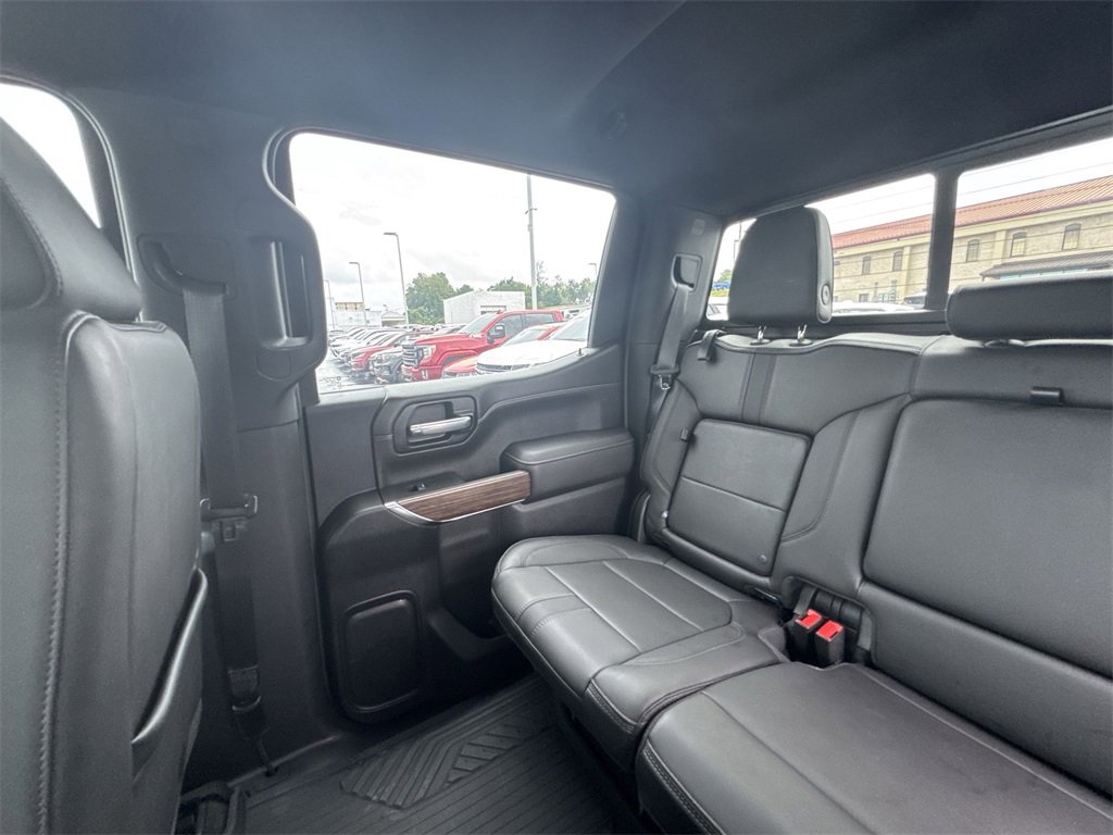 Used 2021 Chevrolet Silverado 1500 High Country image 12