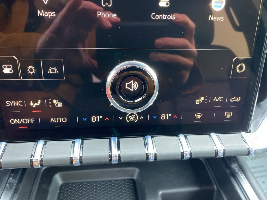 New 2026 GMC Acadia Elevation image 19