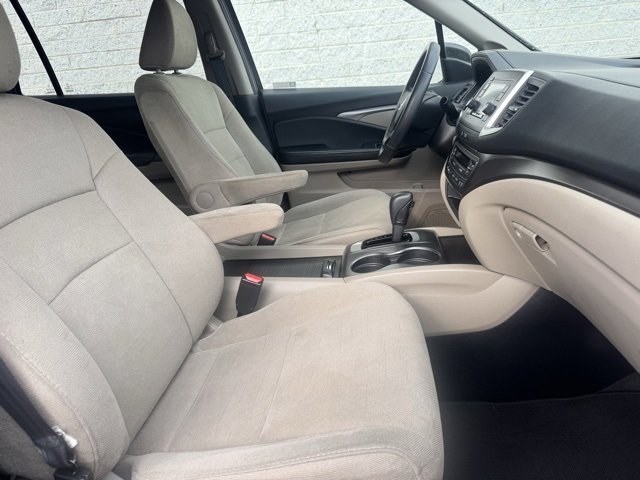 Used 2019 Honda Pilot LX image 16