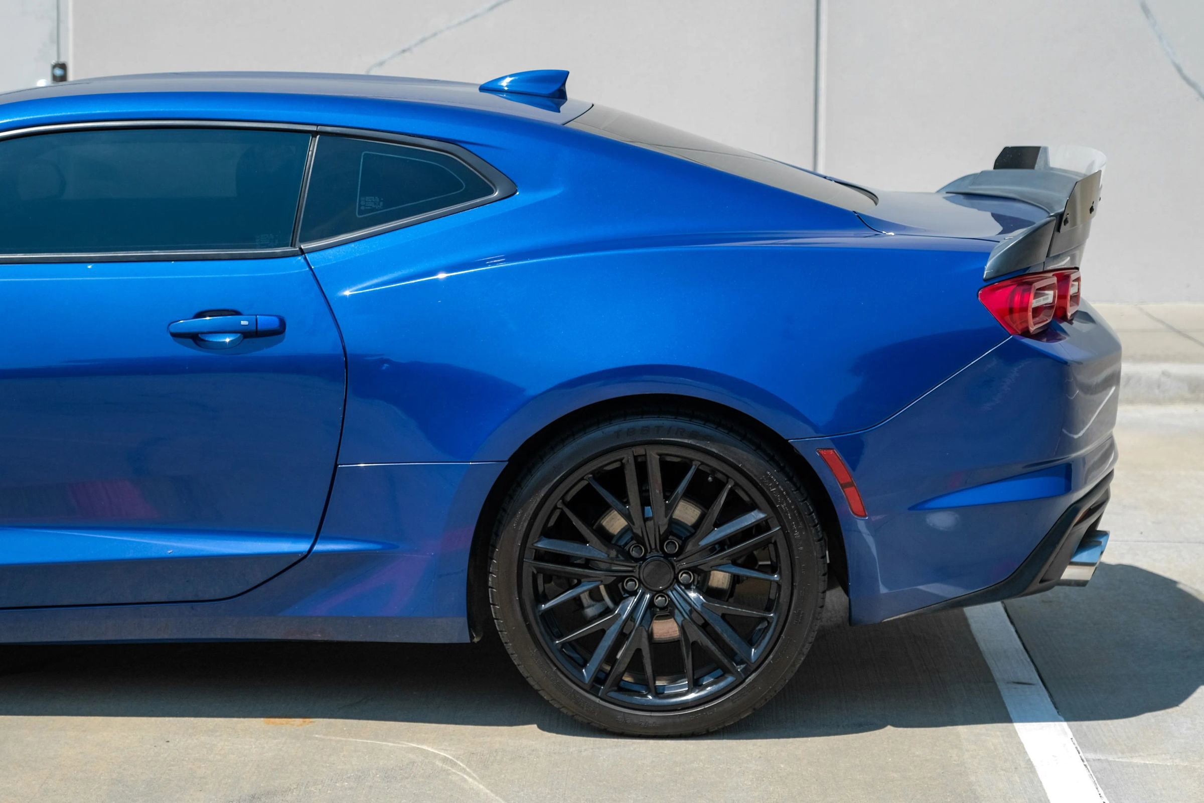 Used 2021 Chevrolet Camaro LT image 7