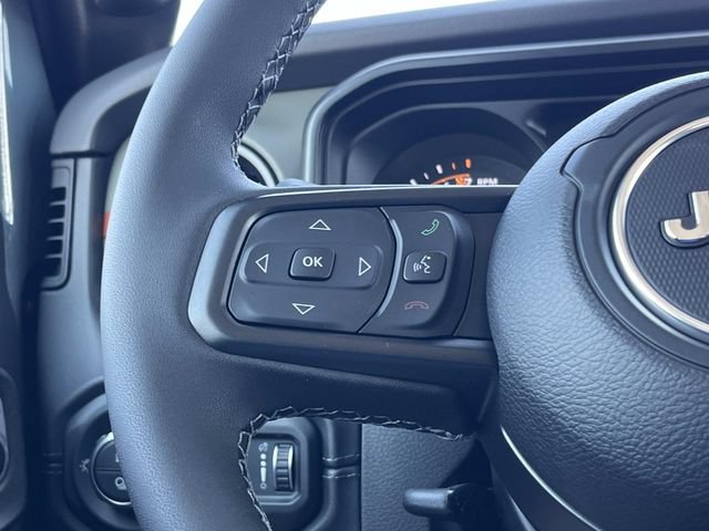 New 2026 Jeep Gladiator Mojave AWD/4WD image 25