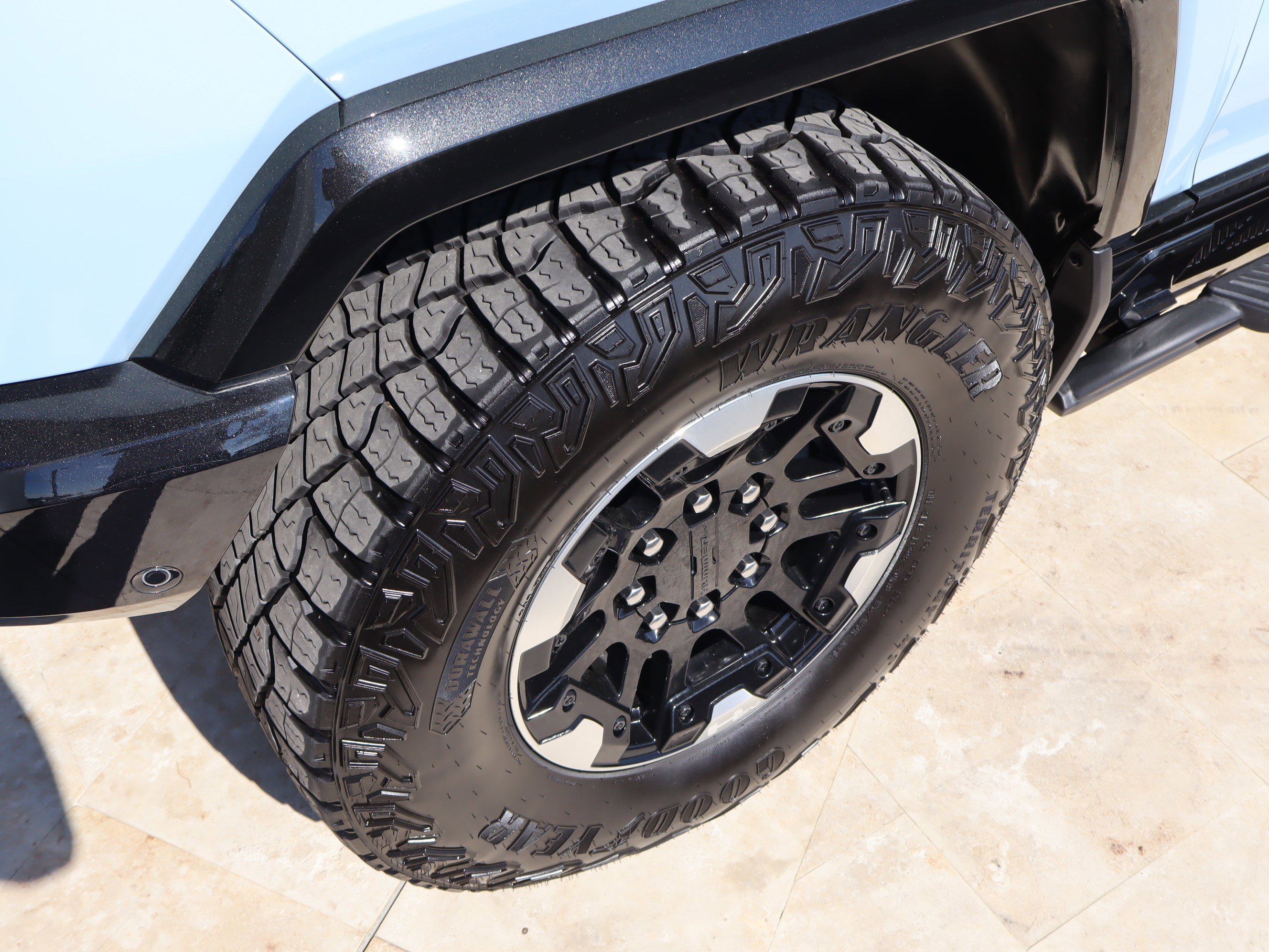 Certified 2024 GMC Hummer EV 3X w/ Extreme Off-Road Package image 46