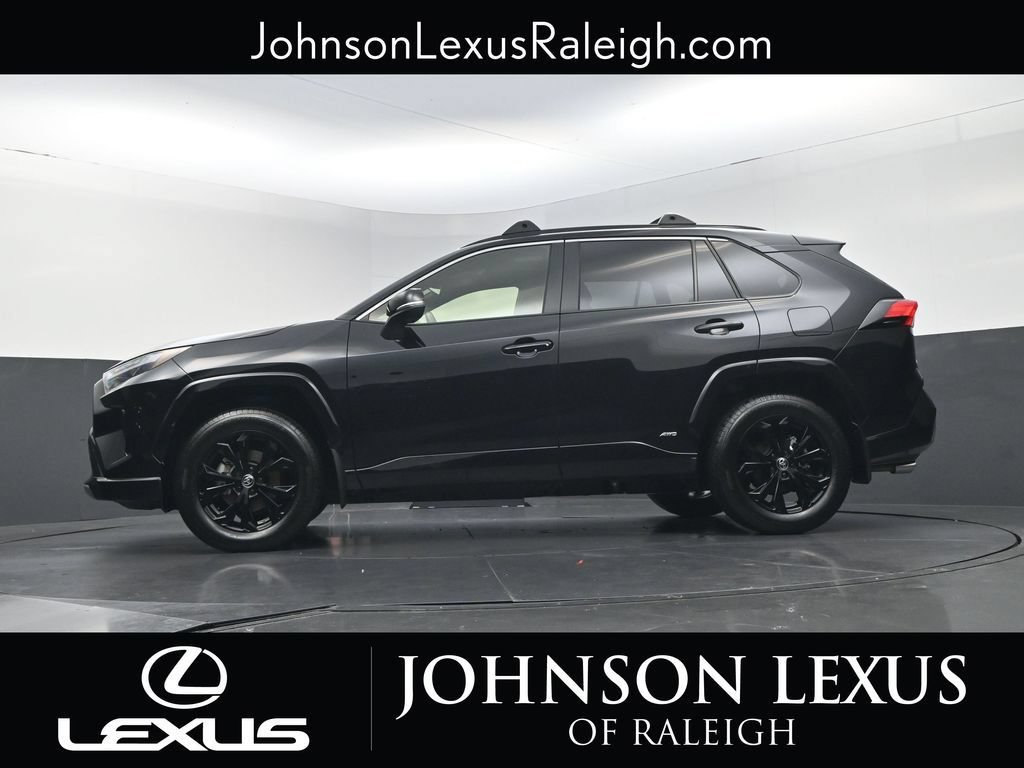 Used 2023 Toyota RAV4 SE w/ Convenience Package AWD/4WD image 21