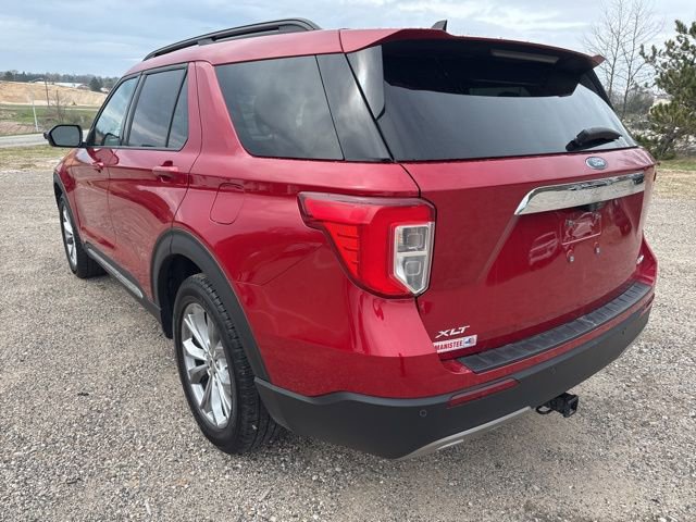 Used 2022 Ford Explorer XLT w/ Equipment Group 202A AWD/4WD image 8