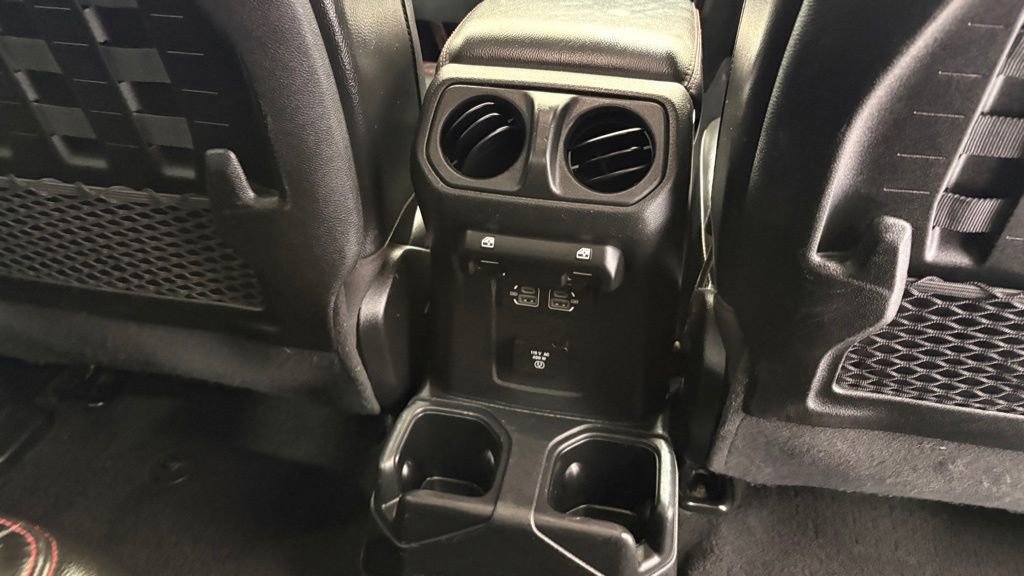 Used 2022 Jeep Gladiator Rubicon w/ Safety Group AWD/4WD image 28