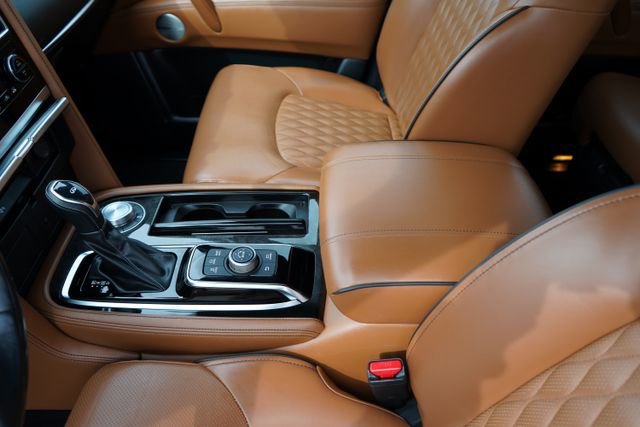 Used 2023 INFINITI QX80 Sensory w/ All-Season Package image 43