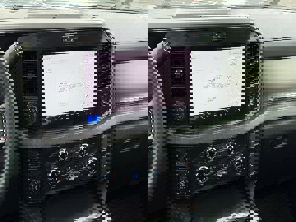 Certified 2026 Ford F350 Platinum w/ Tremor Off-Road Package image 36