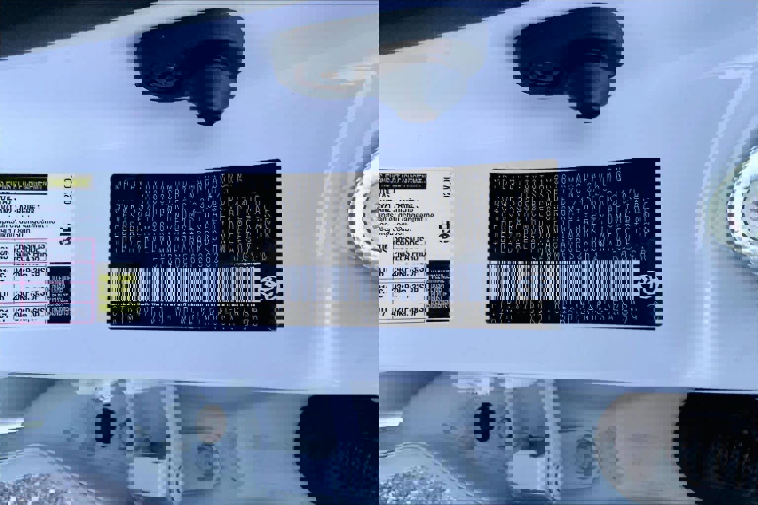 Used 2025 Toyota Corolla LE FWD image 31