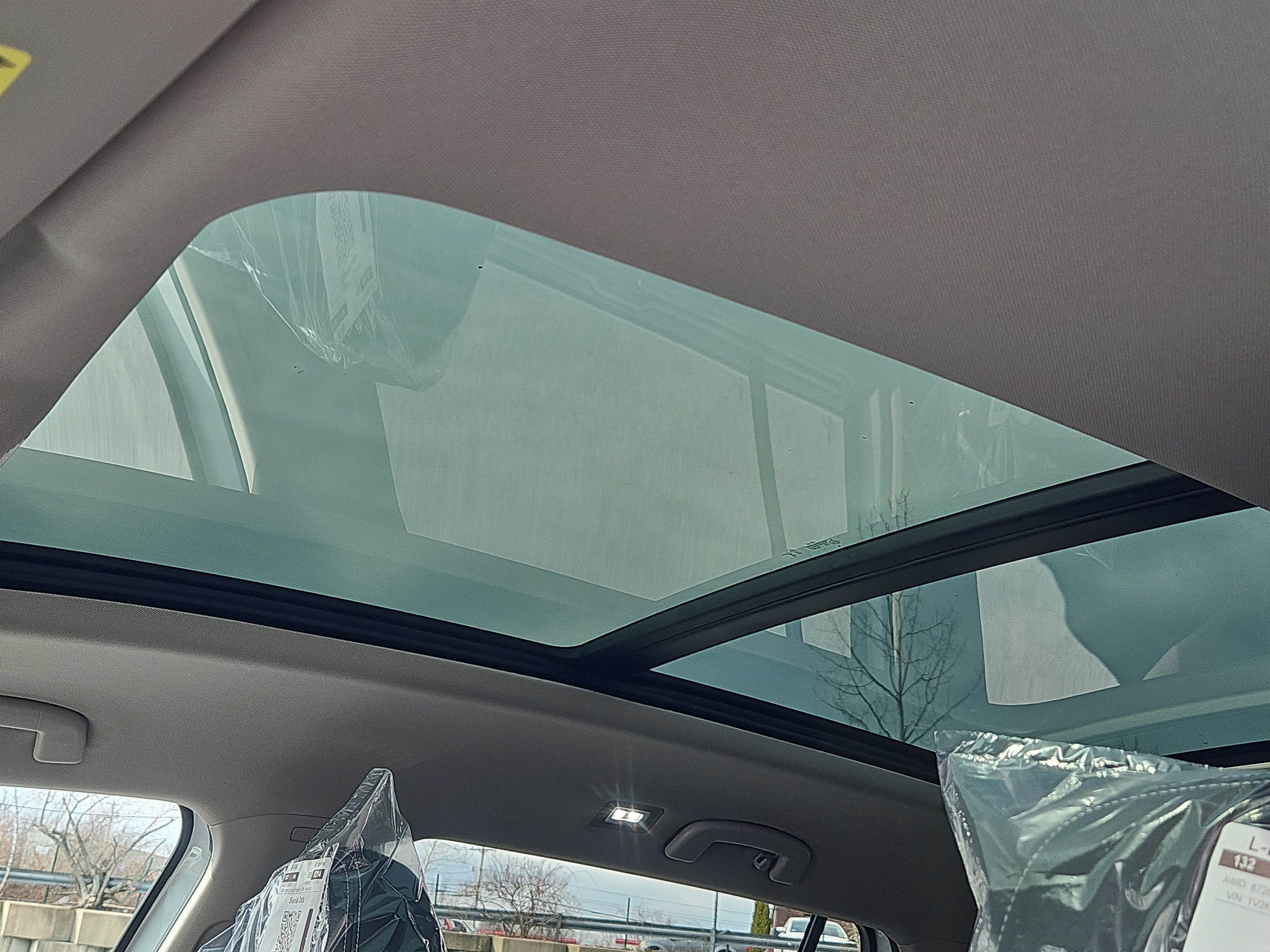 New 2026 Volkswagen Atlas SE image 8