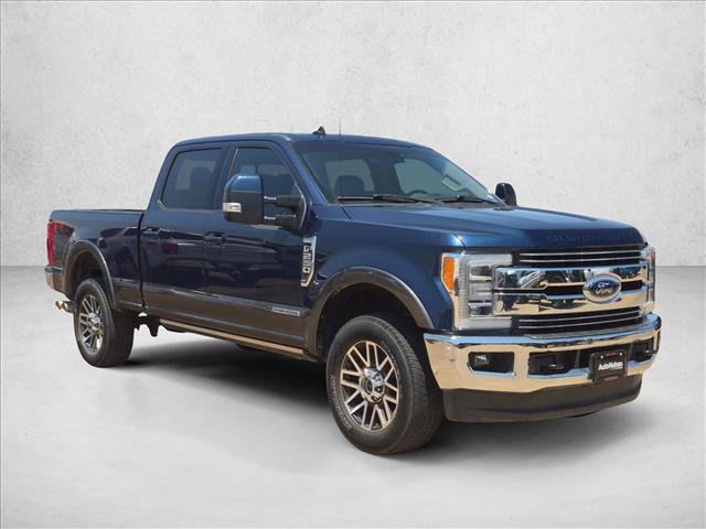 Used 2019 Ford F250 Lariat w/ Lariat Ultimate Package AWD/4WD image 3