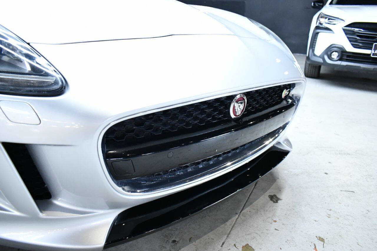 Used 2016 Jaguar F-TYPE S image 37