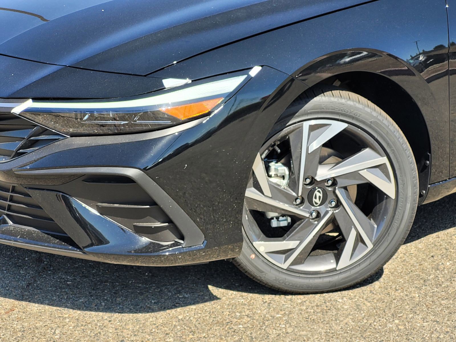 New 2025 Hyundai Elantra SEL image 11