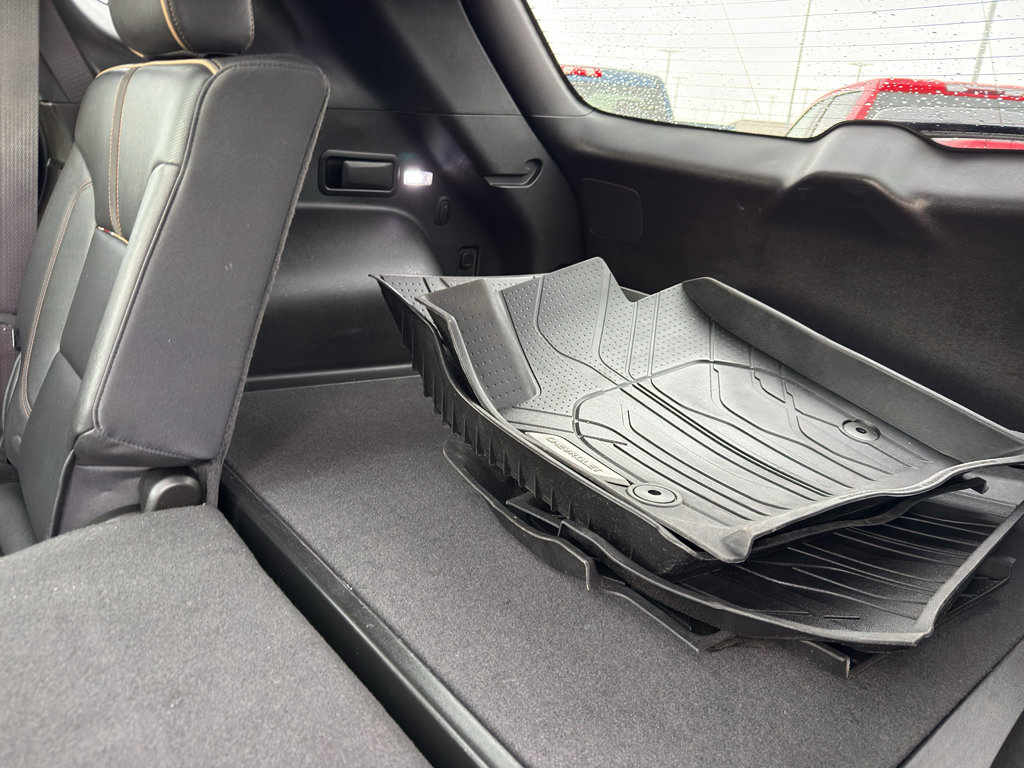 Used 2023 Chevrolet Blazer Premier w/ Driver Confidence II Package AWD/4WD image 36