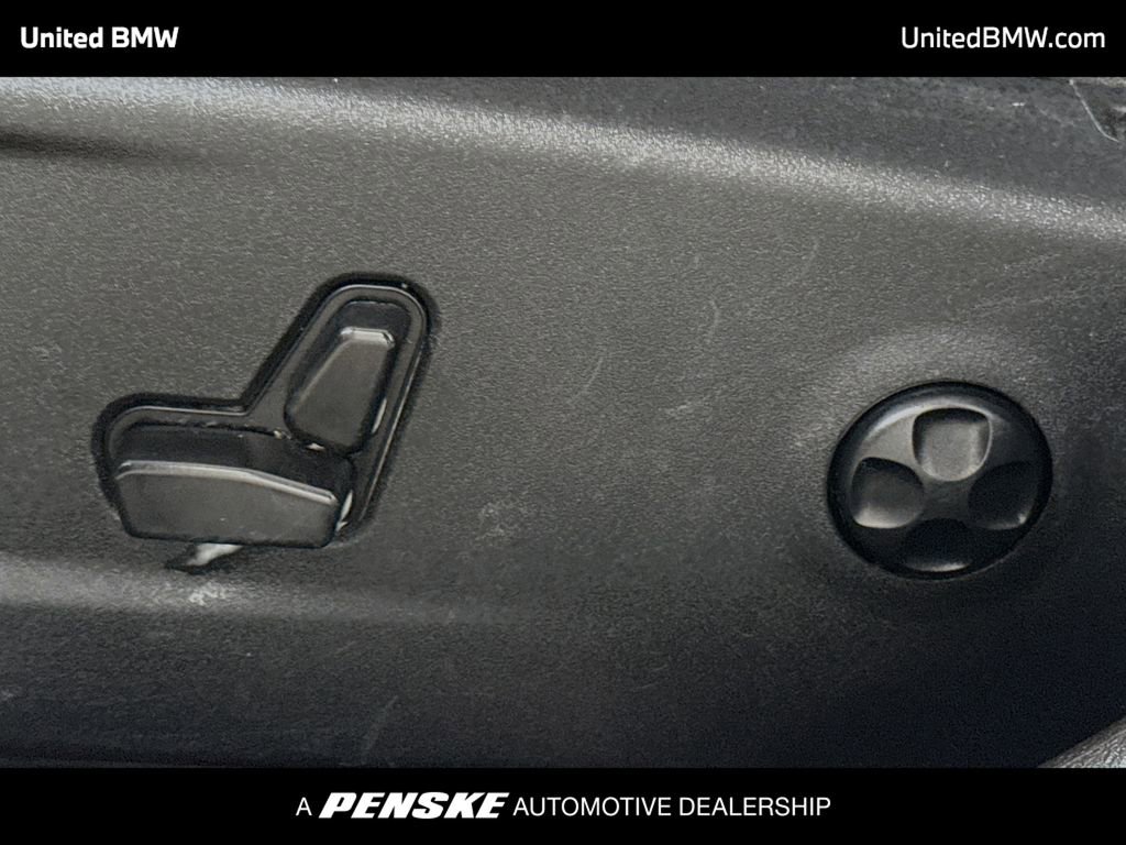 Used 2017 Dodge Charger SRT Hellcat w/ Harman/Kardon Audio Group image 4