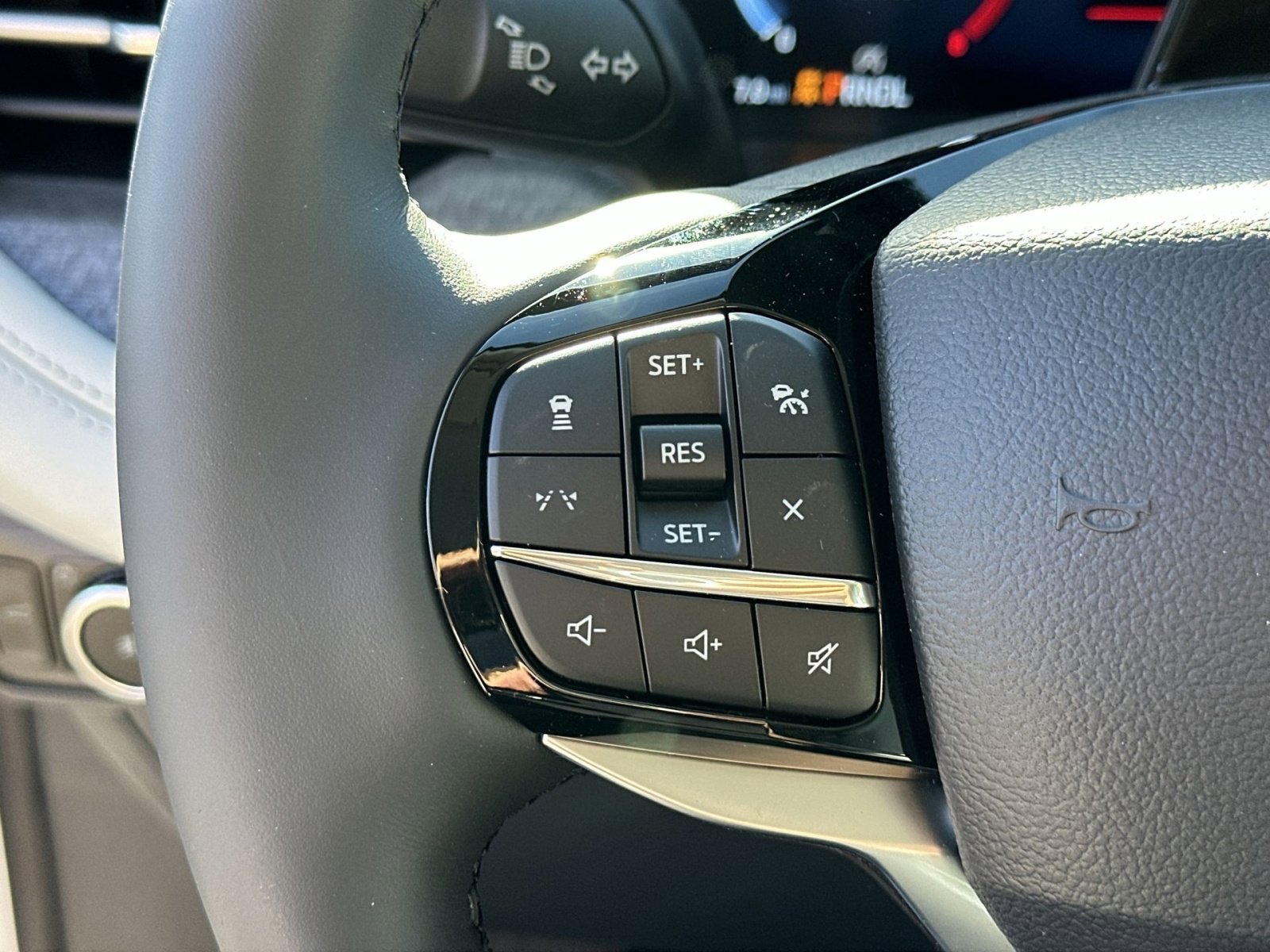 New 2026 Ford Explorer Platinum w/ LUX Leather Package image 22