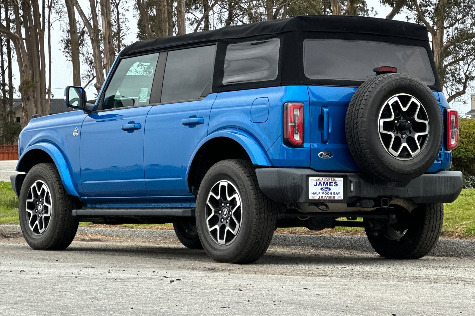 Used 2021 Ford Bronco Outer Banks image 3