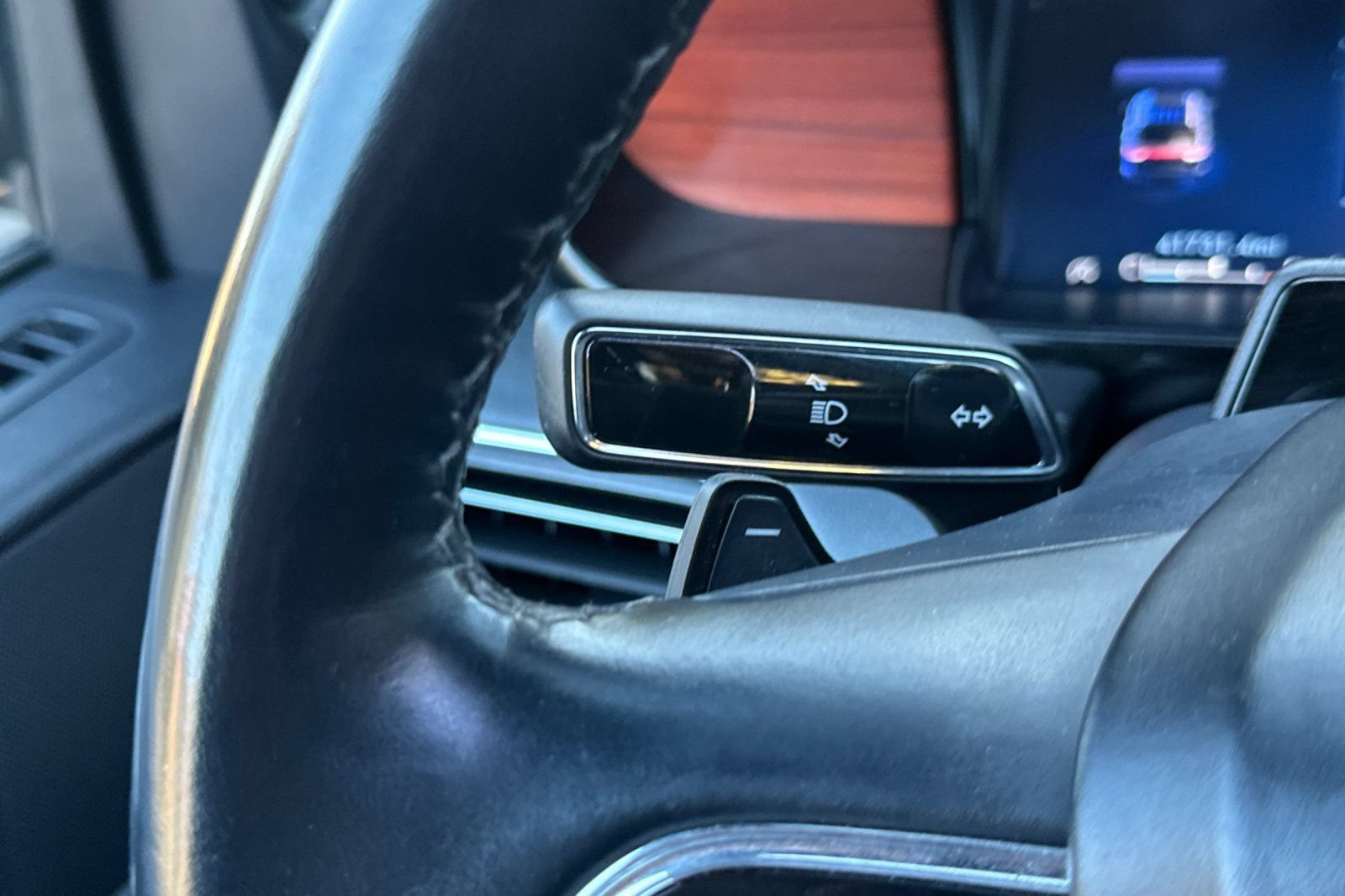 Used 2024 Lincoln Navigator Premiere AWD/4WD image 38