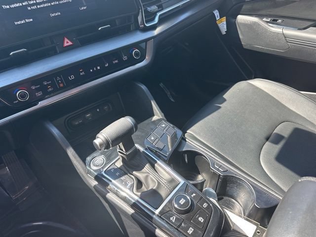 Used 2025 Kia Sportage EX FWD image 27