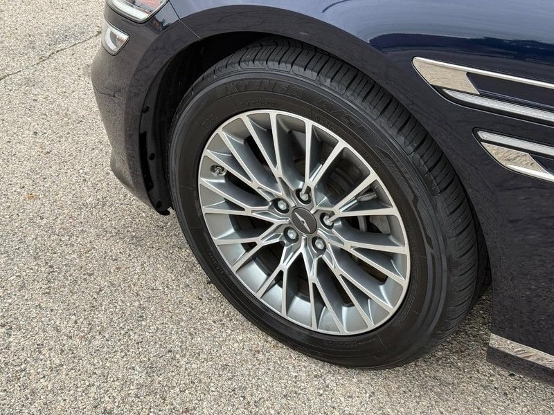 Used 2023 Genesis G80 2.5T AWD/4WD image 10