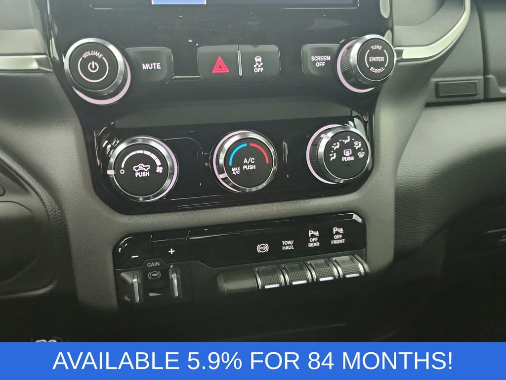 New 2026 RAM 2500 Big Horn AWD/4WD image 25