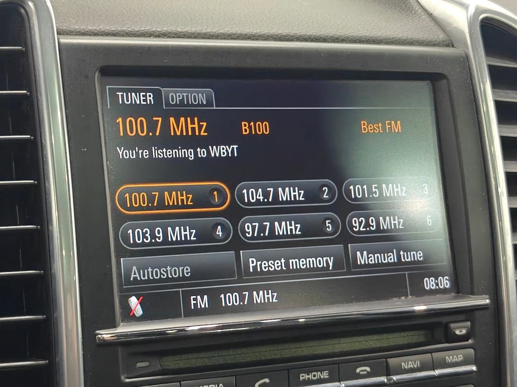 Used 2012 Porsche Cayenne image 30