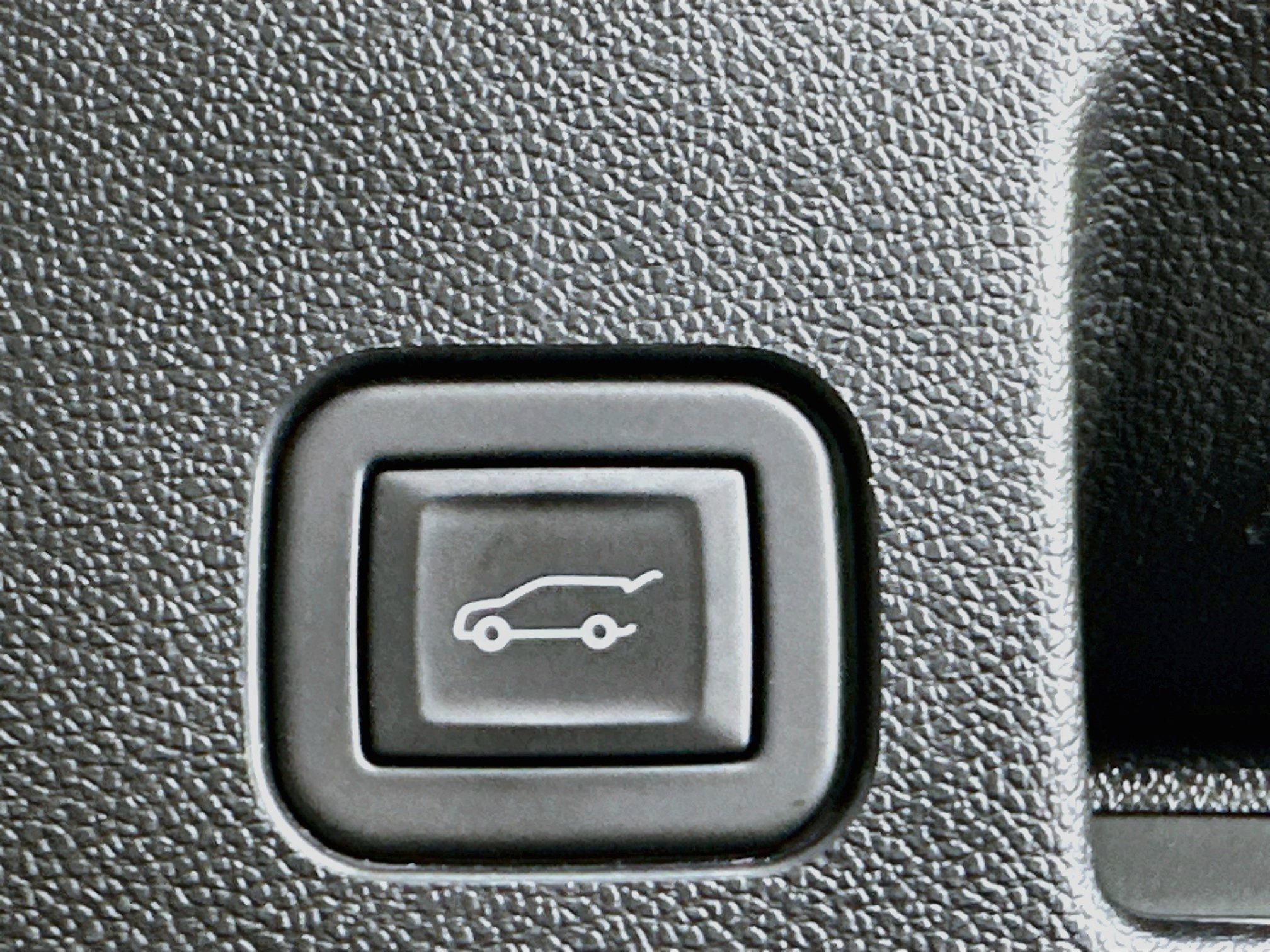 Used 2024 Chevrolet Equinox EV LT w/ LPO, All-Weather Mat Package FWD image 30